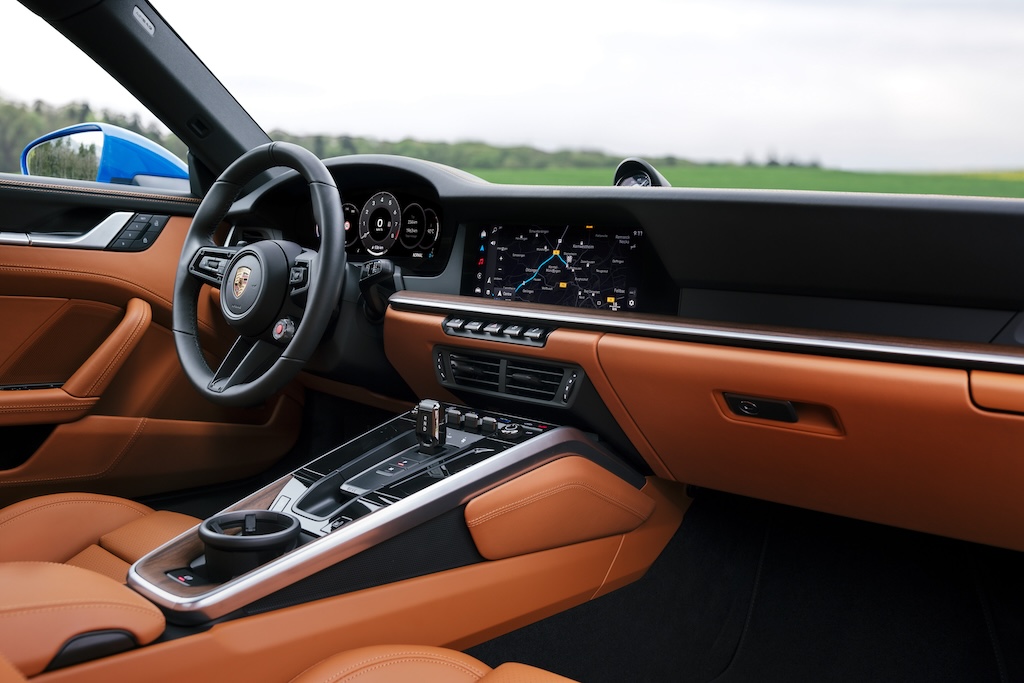 Begyndelsen på en hybrid-æra: Den nye Porsche 911 Carrera GTS
(Foto: Porsche AG)